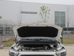 2023款 2.0L 手动 标轴 奋斗版