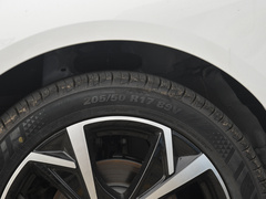 2023款 1.5L CVT旗舰版