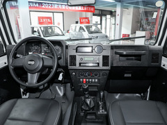 2023款 狙击手 2.4T 手动轻装款