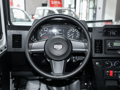 2023款 狙击手 2.4T 手动轻装款