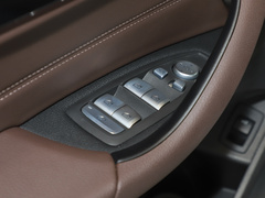 2023款 sDrive25i M运动曜夜版