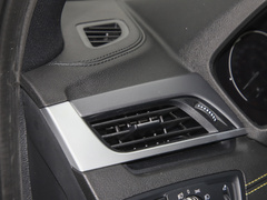 2023款 sDrive 25i 曜熠版