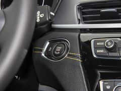 2023款 sDrive 25i 曜熠版