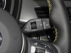 2023款 sDrive 25i 曜熠版