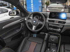 2023款 sDrive 25i 曜熠版