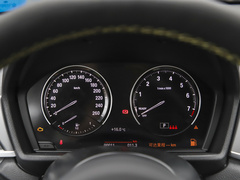 2023款 sDrive 25i 曜熠版