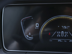 2023款 2.0L 手动 长轴 奋斗版
