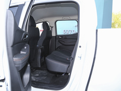 2023款 2.0L 手动 长轴 奋斗版