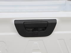 2023款 2.0L 手动 长轴 奋斗版