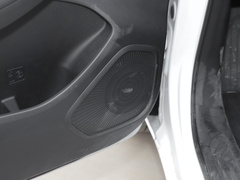 2023款 2.0L 手动 长轴 奋斗版