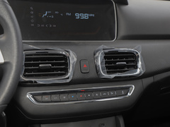 2023款 2.0L 手动 长轴 奋斗版