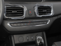 2023款 2.0L 手动 长轴 奋斗版