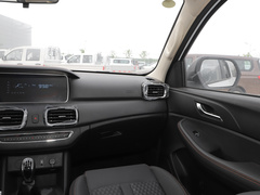 2023款 2.0L 手动 长轴 奋斗版