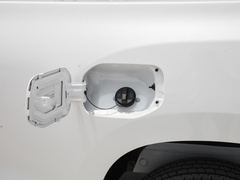 2023款 2.0L 手动 长轴 能量版