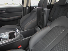 2023款 2.0L 手动 长轴 能量版