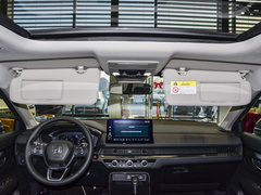 2023款 240TURBO 两驱豪华版 5座