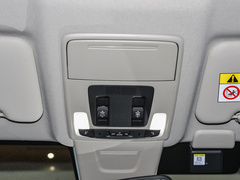 2023款 240TURBO 两驱豪华版 5座