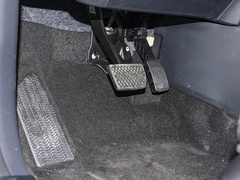 2023款 240TURBO 两驱豪华版 5座