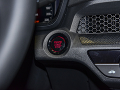 2023款 240TURBO 两驱豪华版 5座