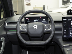 2023款 100kWh 签名版