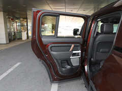 2023款 130 3.0T P400 HSE