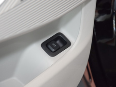 2023款 400T 两驱奢享版