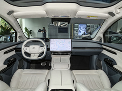 2023款  560科技版