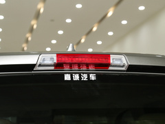 2023款 3.0T V6 汽油极享版