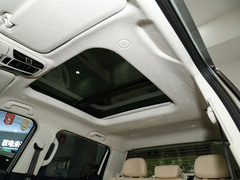 2023款 3.0T V6 汽油极享版