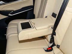 2023款 3.0T V6 汽油极享版