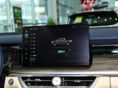2023款 3.0T V6 汽油极享版