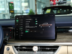 2023款 3.0T V6 汽油极享版
