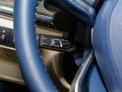 2023款 3.0T V6 汽油极享版