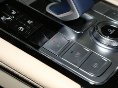 2023款 3.0T V6 汽油极享版