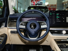 2023款 3.0T V6 汽油极享版