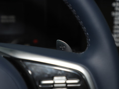 2023款 3.0T V6 汽油极享版