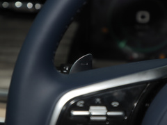 2023款 3.0T V6 汽油极享版