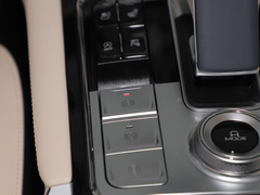 2023款 3.0T V6 汽油极享版