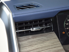 2023款 2.4T 柴油极享版