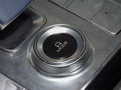 2023款 2.4T 柴油极享版