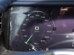 2023款 2.4T 柴油极享版