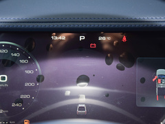 2023款 2.4T 柴油极享版