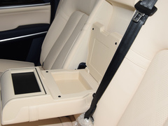 2023款 2.4T 柴油极享版
