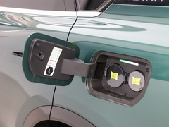 2023款  四驱超长续航增程版