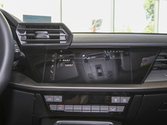 2023款 A3L Limousine 35 TFSI 时尚运动型