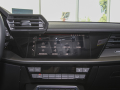 2023款 A3L Limousine 35 TFSI 时尚运动型