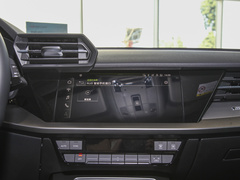 2023款 A3L Limousine 35 TFSI 时尚运动型