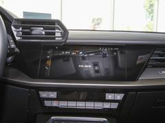2023款 A3L Limousine 35 TFSI 时尚运动型