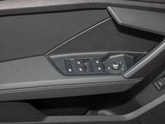 2023款 A3L Limousine 35 TFSI 时尚运动型