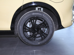 2023款 100kWh Pro四驱版